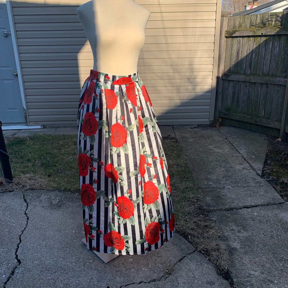 Ankle length floral skirt